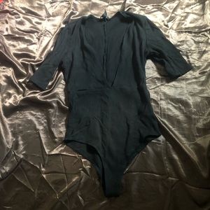 Black quarter sleeve body suit